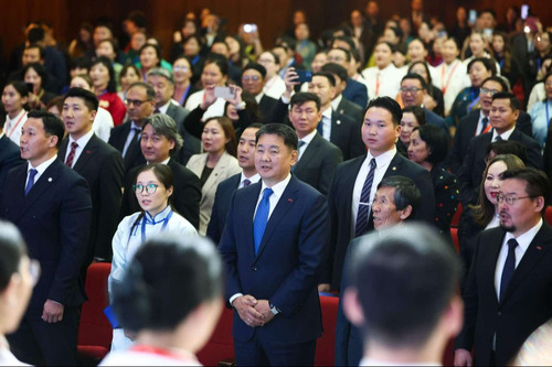 Монголын эмч нарын VII их хурал эхэллээ